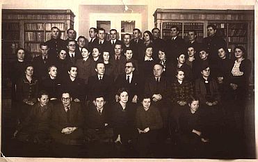 Biblioteka USB. Pracownicy, ok. 1930 r.