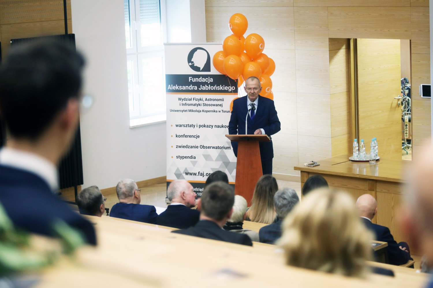 Fundacja Aleksandra Jabłońskiego - Stanisław Chwirot - Zdjęcia udostepnione dzieki uprzejmości Wydziału Fizyki, Astronomii i Informatyki Stosowanej Uniwersytetu Mikołaja Kopernika w Toruniu